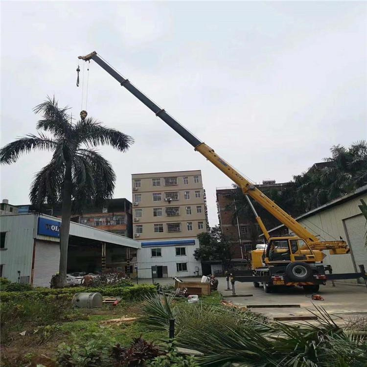 南昌青山湖12吨吊车出租一天的收费标准是什么