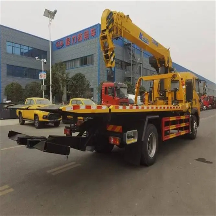 南昌青山湖附近小随车吊出租电话，轻松解决搬运烦恼