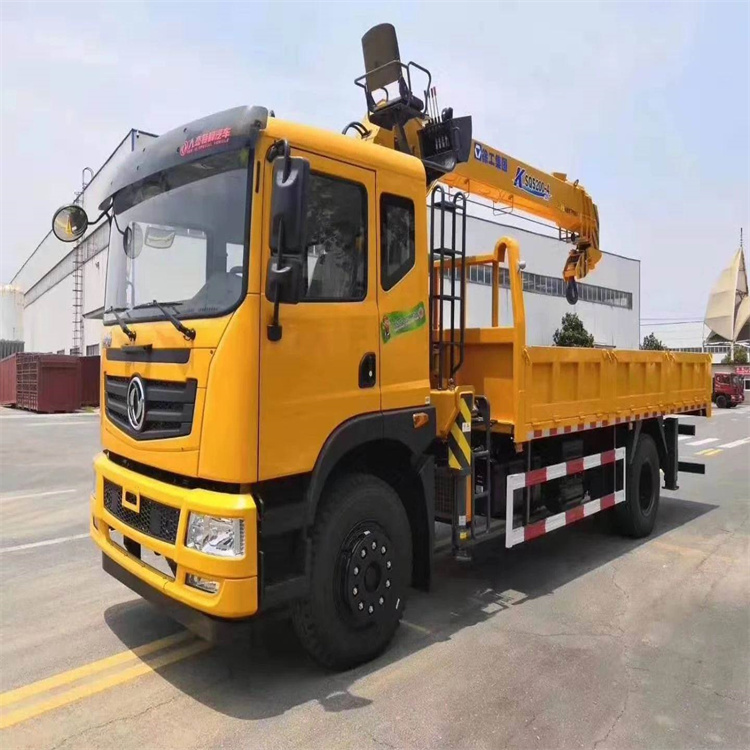 南昌青山湖附近找一辆随车吊出租