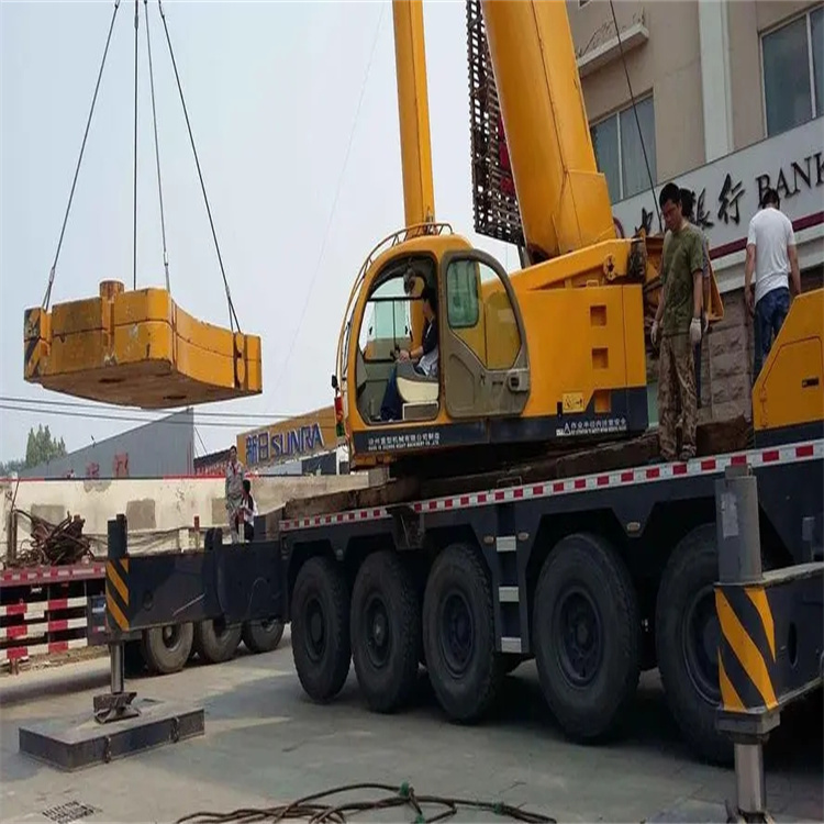 南昌青山湖当地吊车出租|机器吊装|75吨|工厂搬迁服务